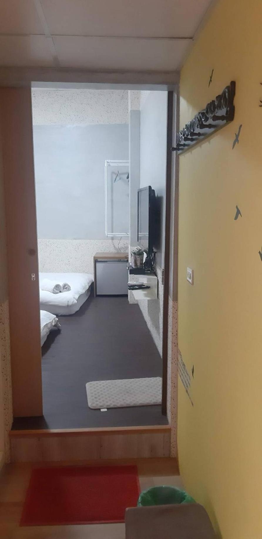 Sunshine Homestay Nanwan Exterior photo